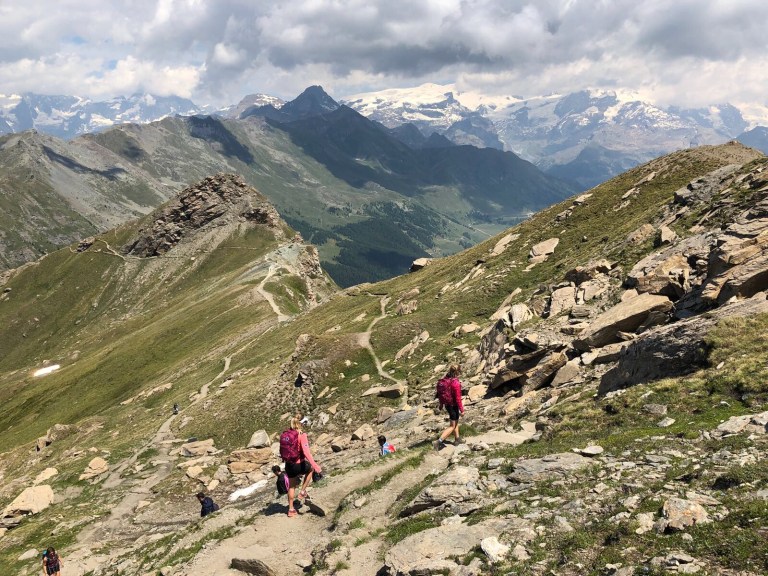 4e332a40-1b81-4273-8fe0-c56ebe578c34